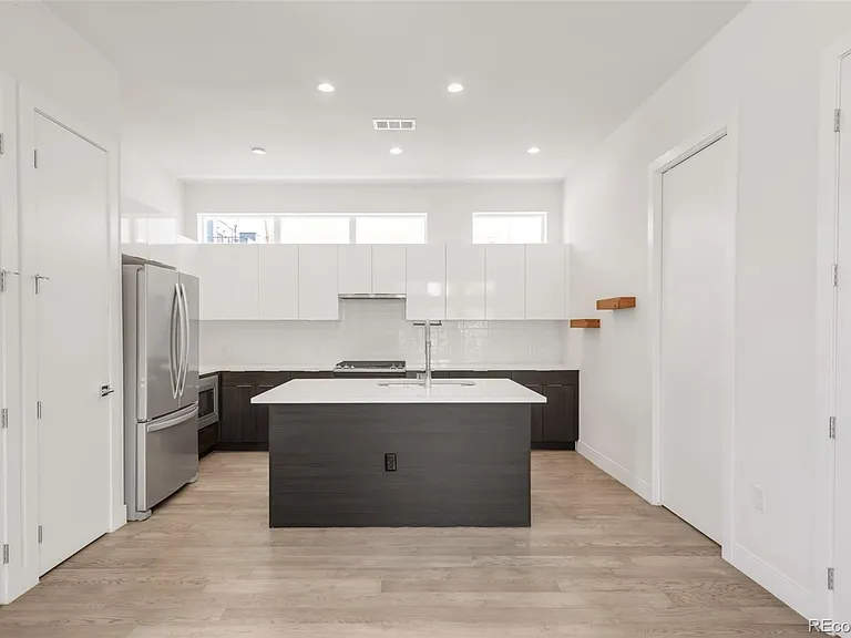 2420 Eliot St — Photo 5