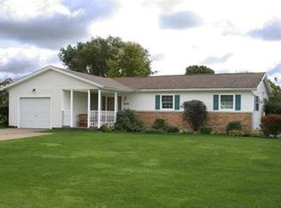 204 Granada Dr, Edinboro, PA 16412