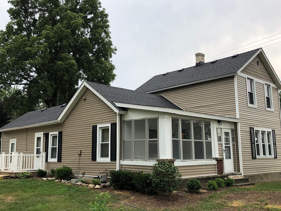 1st image of 5193 Grand River Dr NE
