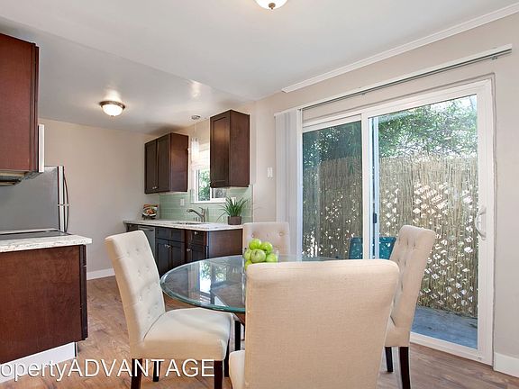 5th image of 4405 Menlo Ave #2