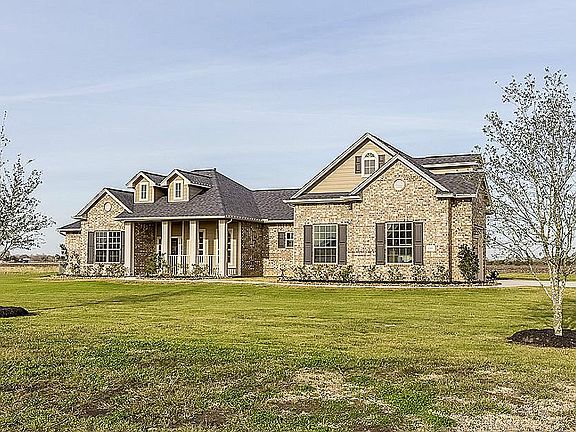 No cookie cutter homes in this community. True custom homes with unique looks and features.