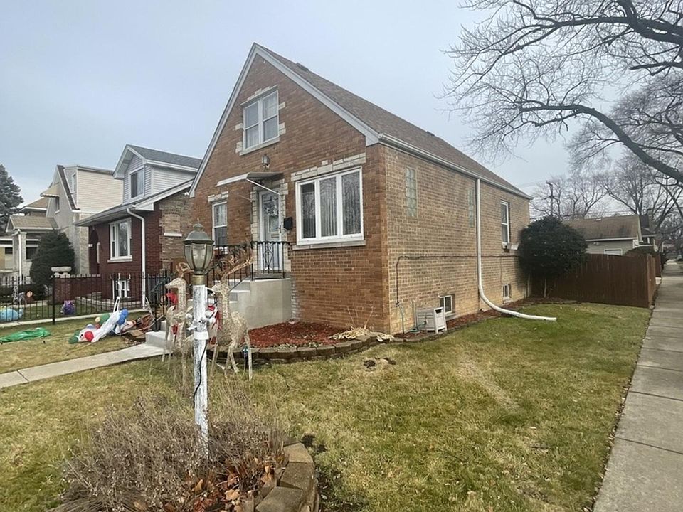 1st image of 2701 N Oak Park Ave