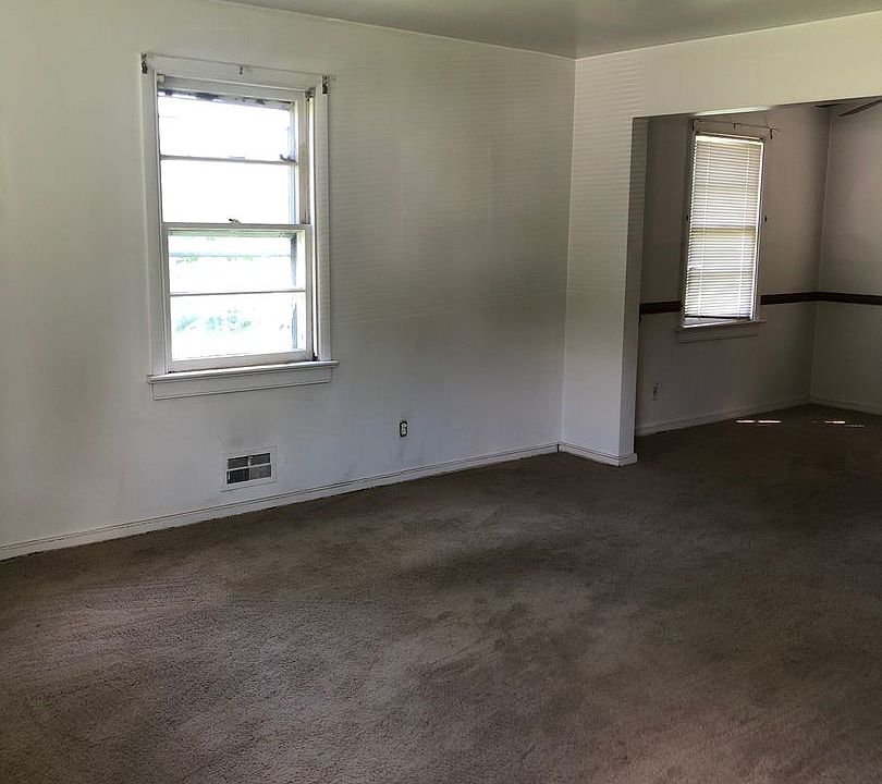 1st image of 5835 Mast Dr