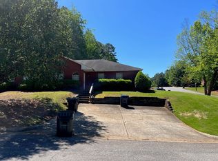 1161 Northlake Dr, Auburn, AL 36832