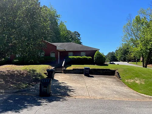1161 Northlake Dr Photo 1
