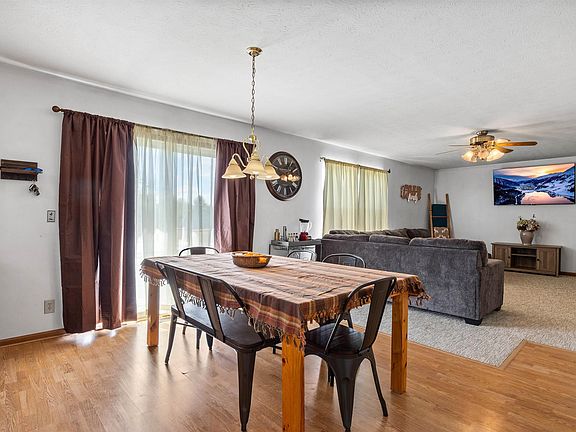 4th image of 135 Berwick Dr
