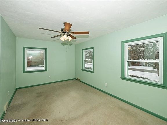 12_3612TECUMSEHRIVERRD_2012_LowRes