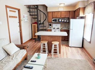 6 Imperial St APT 8, Old Orchard Beach, ME 04064