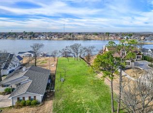 129 Blackfoot Trl, Lake Kiowa, TX 76240