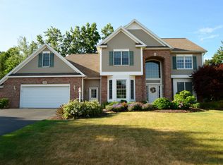 1510 Fieldcrest Dr, Webster, NY 14580