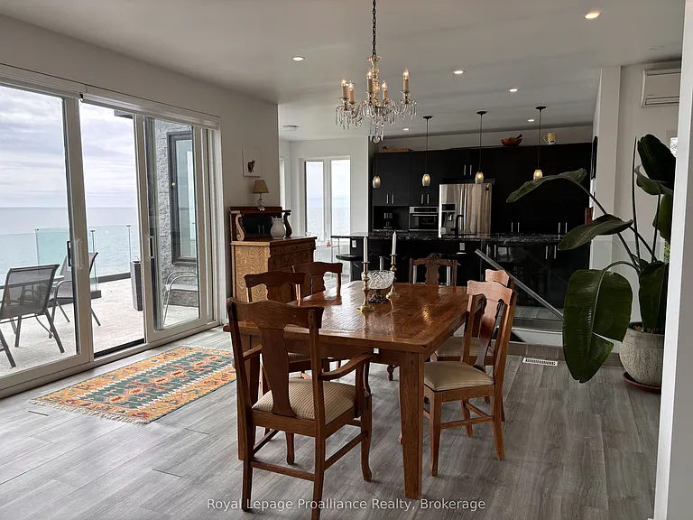 621 Barcovan Beach Rd — Photo 9