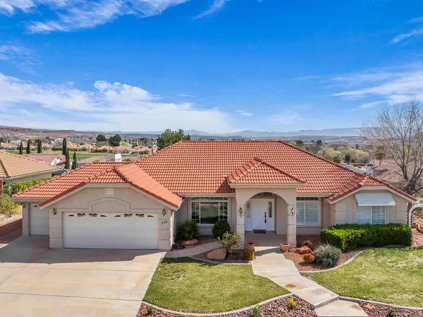 250 N Fairway Cir, Washington, UT 84780