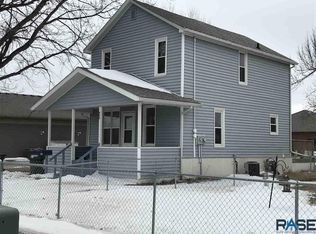 317 W Warren St, Luverne, MN 56156