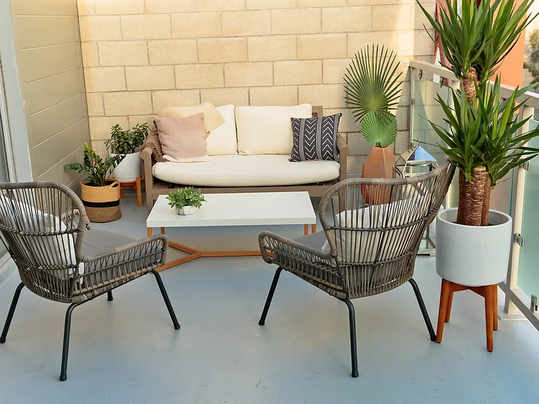 3450 Cahuenga Blvd W #403 — Photo 6
