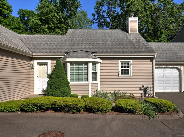 52 Old Towne Road #52, Cheshire, CT 06410