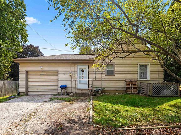 3rd image of 3444 N Gale Ave