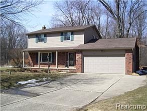 1st image of 6390 Meadowwood Ln