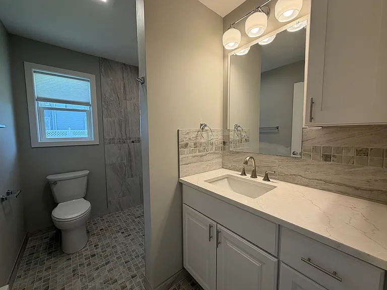 30-32 Osborne St #1 — Photo 11