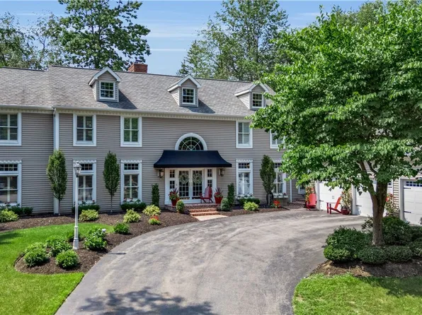163 Roxbury Park, East Amherst, NY 14051