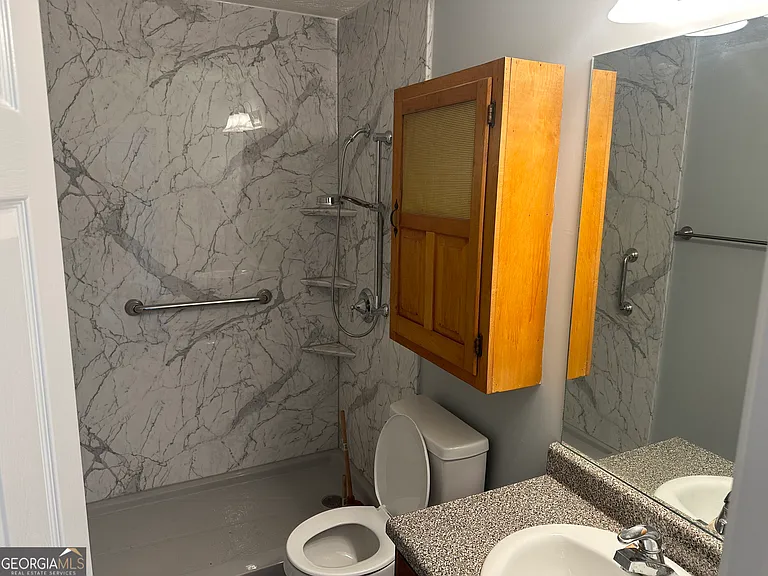 561 Highland Pointe Dr — Photo 5