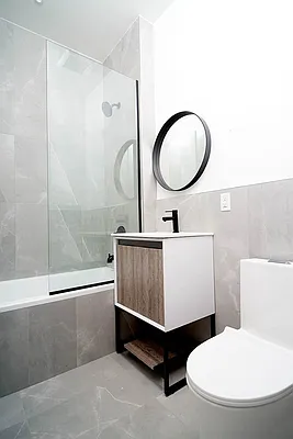 Rented by ERNY LLC | media 9