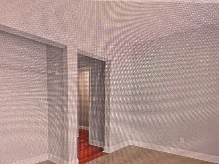 1300 W Kings Hwy #1 — Photo 4