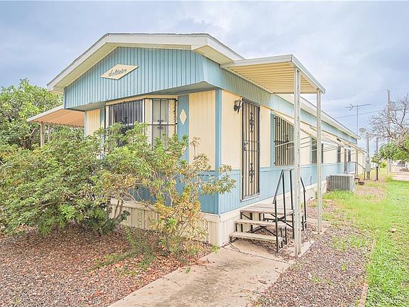 3rd image of 2026 Loker St