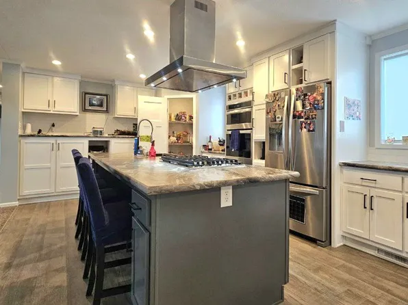 6500 Prince Blvd #572, Fenton, MI 48430