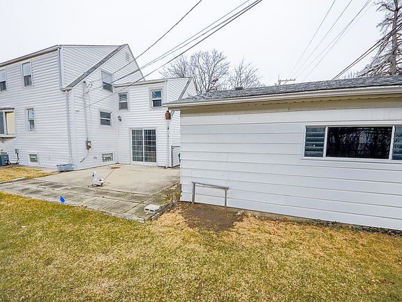 3rd image of 7333 W Foster Ave