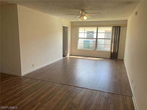 3rd image of 621 SE 47th St #2