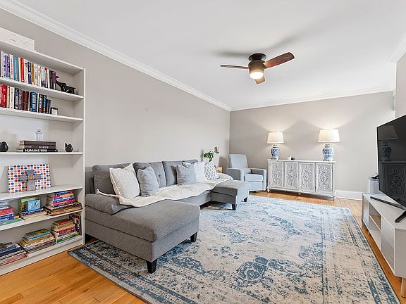 5th image of 39-60 52nd St APT 6D