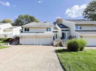 103 Centre Ln #103, Walpole, MA 02081