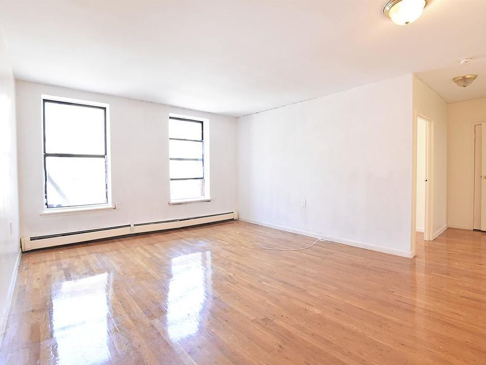 1st image of 120 W 112th St APT 4A