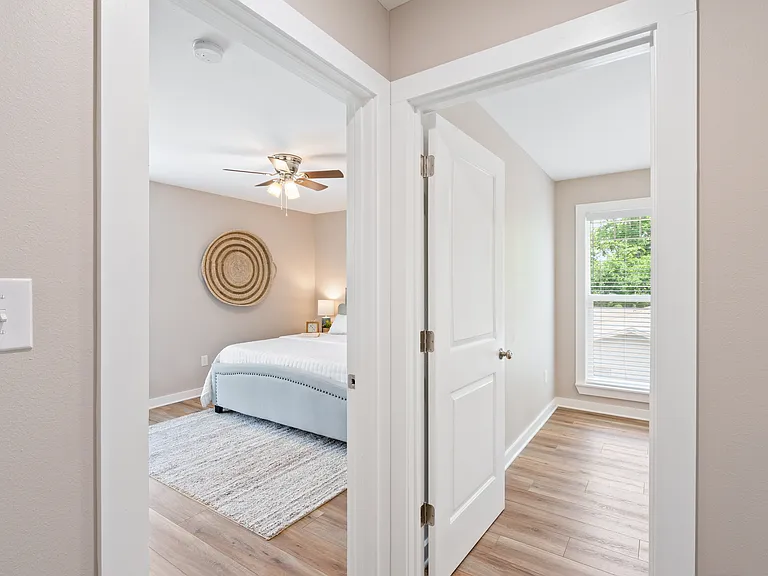 420 Craig St #B3 — Photo 40