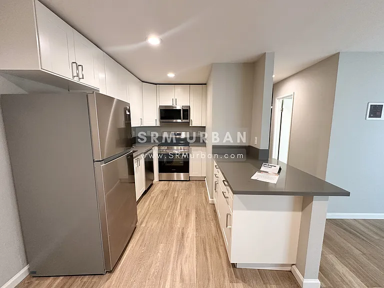 3362 C St #3 — Photo 2