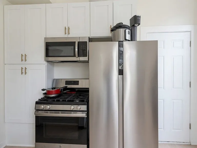 1322 W Ohio St #1F — Photo 10