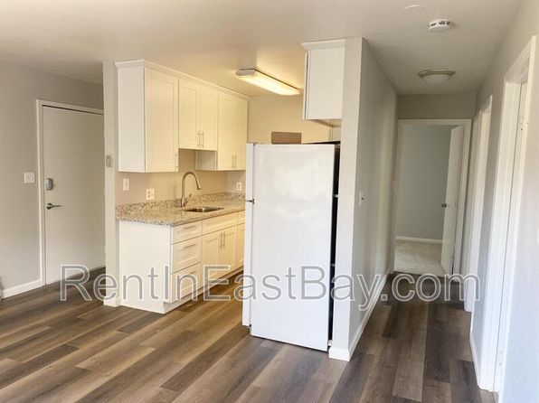 6701 Laird Ave APT 4, Oakland, CA 94605