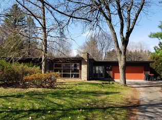 N1724 Riggert Rd, Fort Atkinson, WI 53538