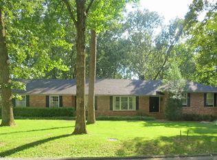 2 Alta Vista Dr, Batesville, AR 72501