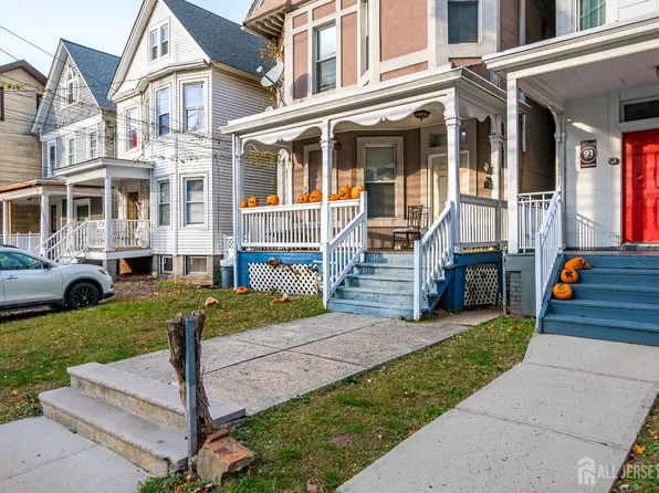 93 Easton Ave, New Brunswick, NJ 08901