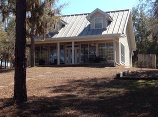 1286 Hampshire Blvd, Chipley, FL 32428
