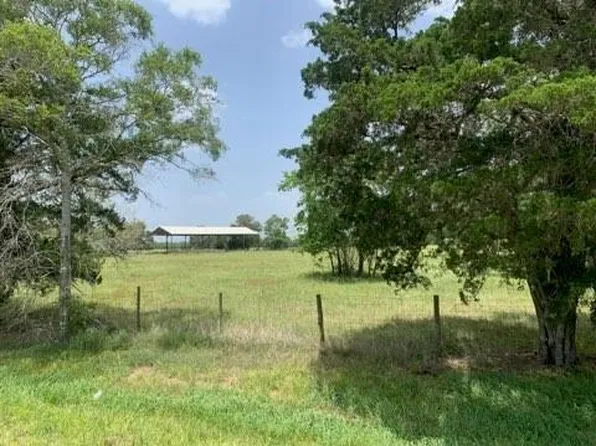 29929 Fm 1301 Rd, West Columbia, TX 77486