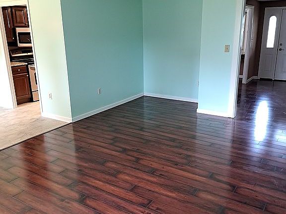 5th image of 2501-1 Harrow Ct