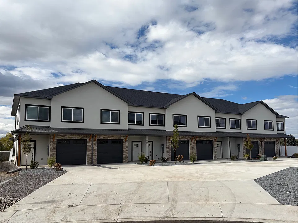 744 E Star Ct #2