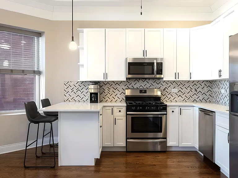 4520 S King Dr #3B — Photo 7