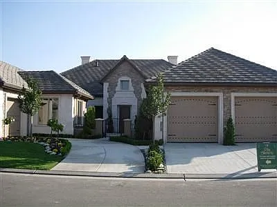 11242 N Knotting Hill Dr photo 1