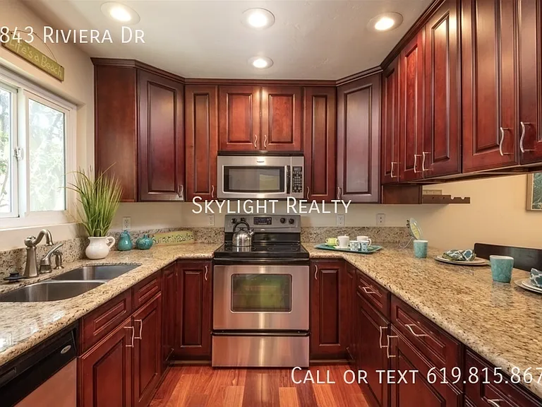 3843 Riviera Dr — Photo 5