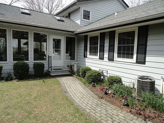 2nd image of 2417 Rusco Dr