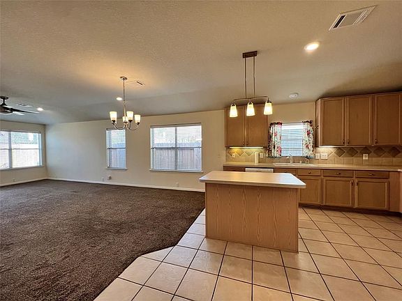 2nd image of 17310 S Summit Canyon Dr