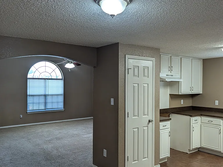 700 Flamingo Dr — Photo 5